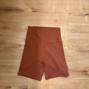 TNA High-Waist Ribbed Bike Shorts - Rust